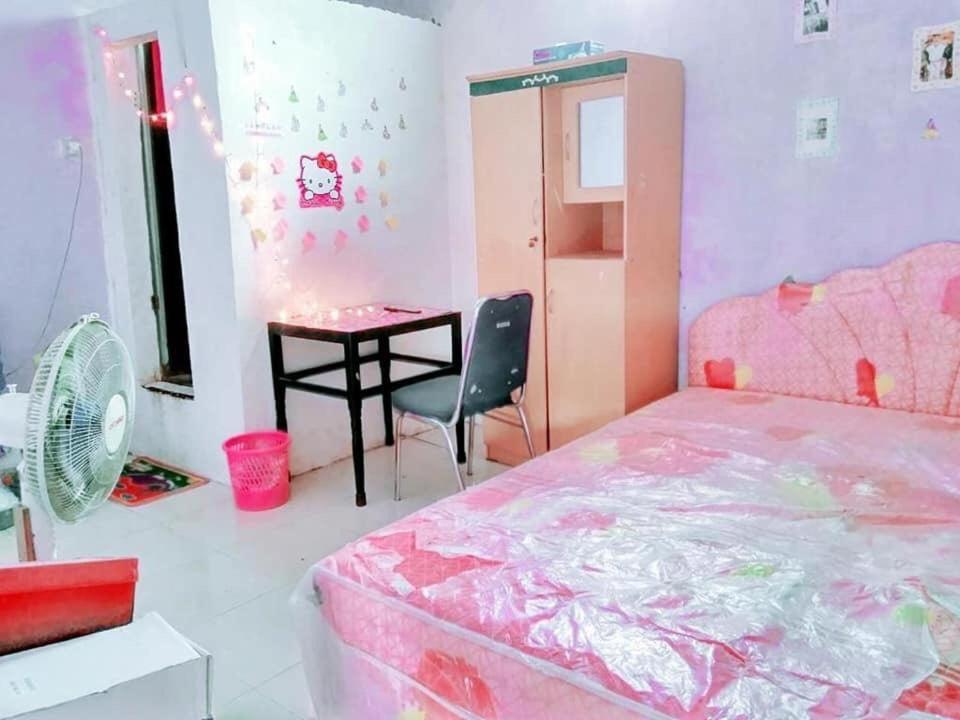 מלון Sungguminasa Penginapan Taman Makassar Indah מראה חיצוני תמונה